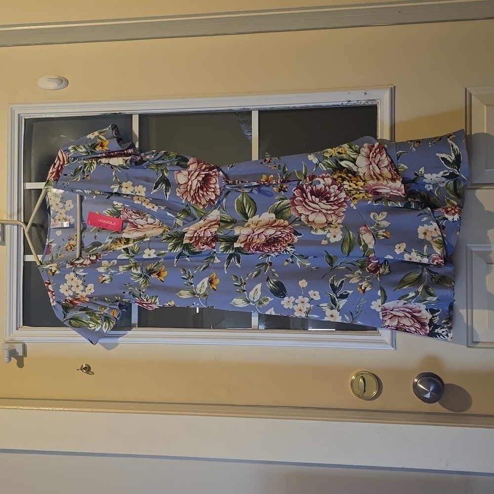 Floral dress new with tags
